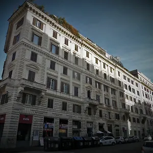 325 Ai Fori Řím